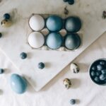 Aufheben von lange gekochten Eiern